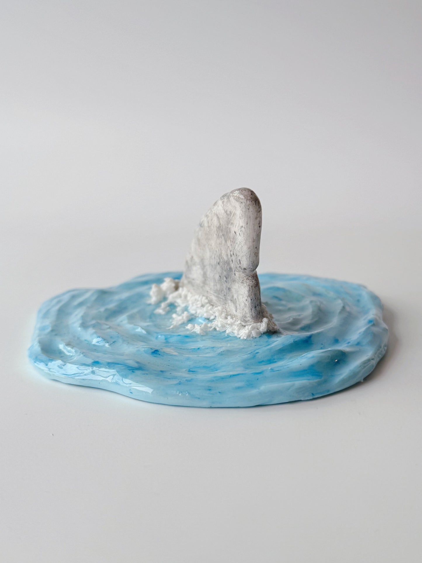 Shark Fin Ring Holder